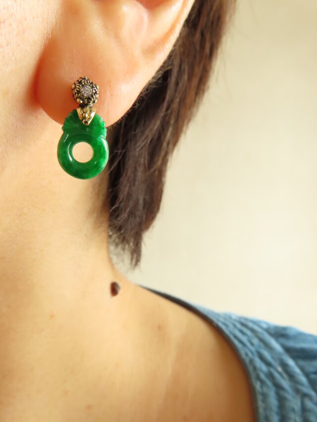 K18 Carving jadeite gold parts pierce | iichi 日々の暮らしを