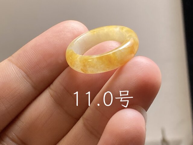 L18-22 氷糯種 黄翡翠 11.0号 ミャンマー産A貨本翡翠くりぬき リング L18-22 氷糯種 黄翡翠 11.0号 ミャンマー産天然 A貨 本翡翠 くりぬき
