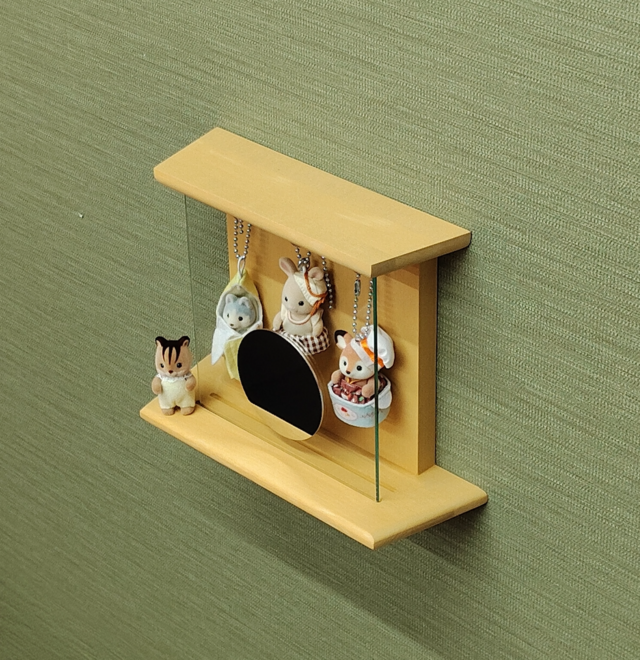 [超精巧]神社境内ストラクチャー＆鎮守の森セット（1/150サイズ完成品） セルフコーチング神棚 守りの鏡 】 三社宮神棚（オスモ塗装） 神鏡は