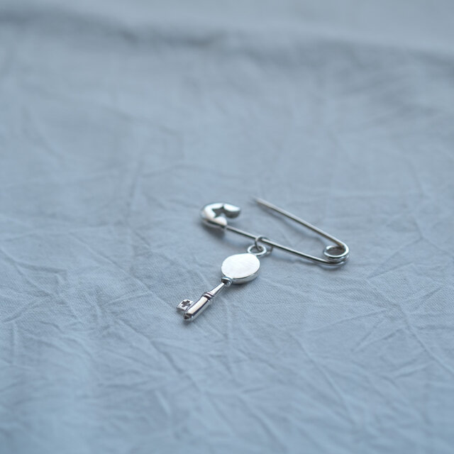 キー & 安全ピン ブローチ シルバー925 | iichi 日々の暮らしを