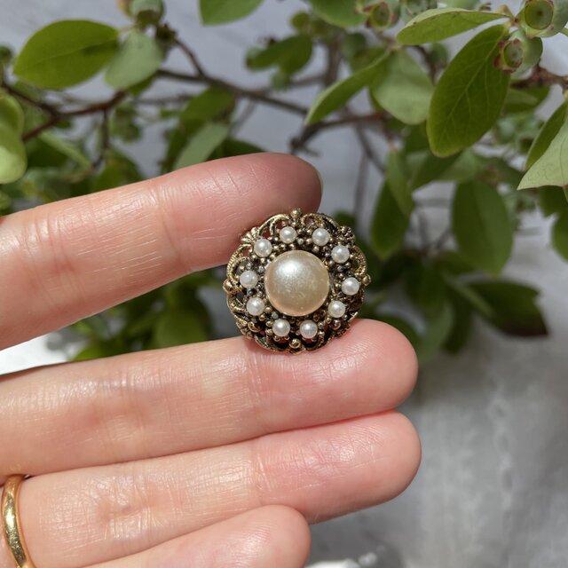 ゴールドとパールのクラシカルイヤリング｜ヴィンテージアクセサリー