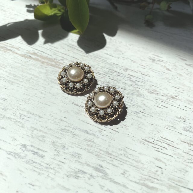 ゴールドとパールのクラシカルイヤリング｜ヴィンテージアクセサリー