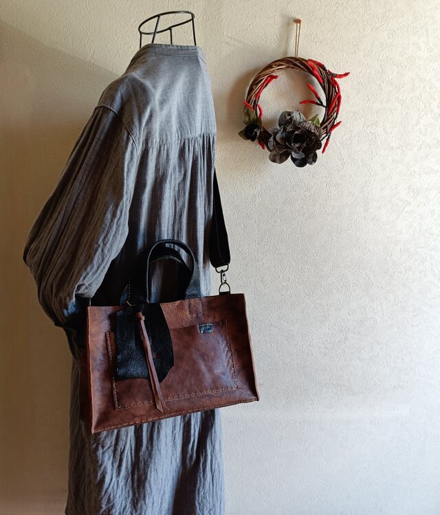 square tote shoulder ブラウン 馬ヌメ革 | iichi 日々の暮らしを