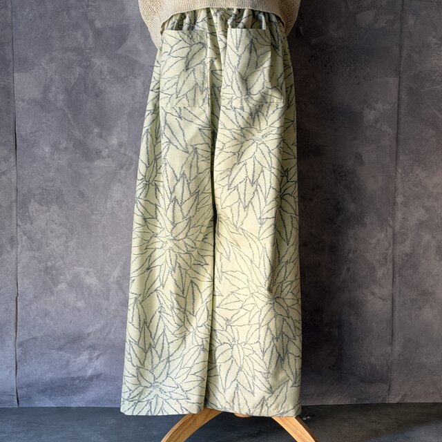 紬着物をリメイク 花文様 ワイドパンツ p0018 / 古布 着物 リメイク