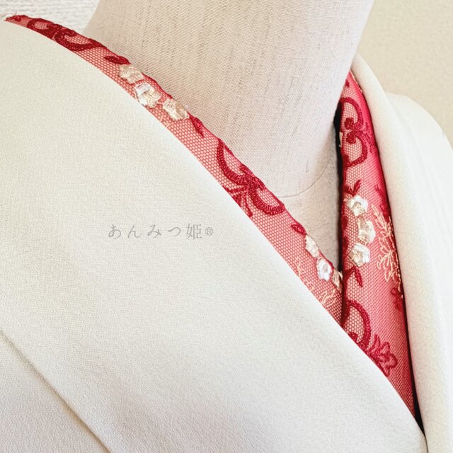 洗える刺繍半衿 真紅とゴールド | iichi 日々の暮らしを心地よくする
