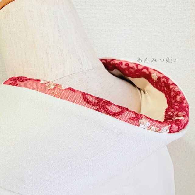 洗える刺繍半衿 真紅とゴールド | iichi 日々の暮らしを心地よくする