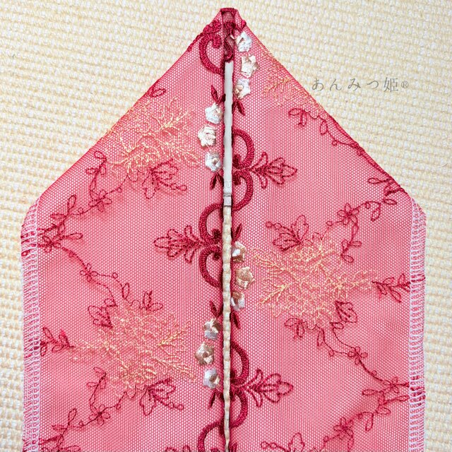 洗える刺繍半衿 真紅とゴールド | iichi 日々の暮らしを心地よくする