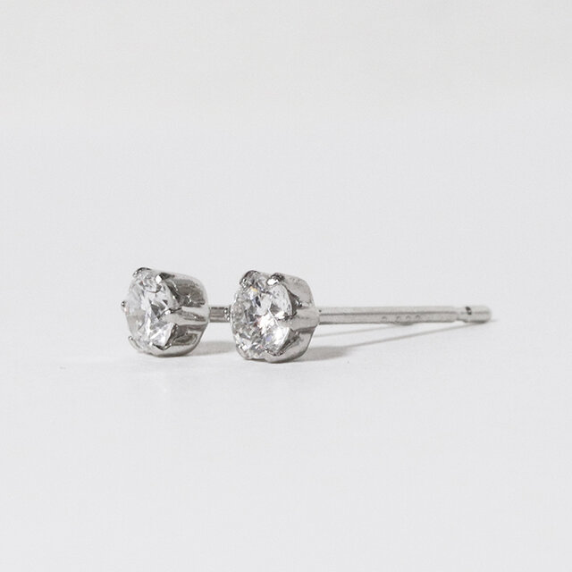 プラチナ 一粒天然ダイヤモンドスタッドピアス 0.20ct 6本爪 シンプル