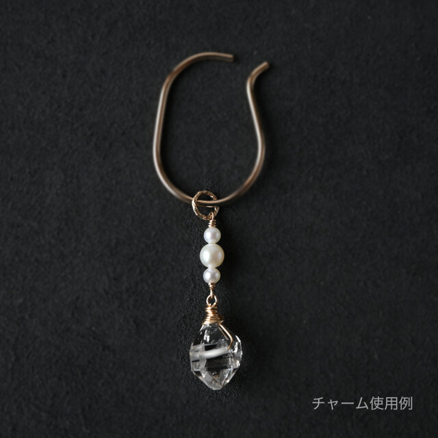 ダブルポイントクリスタル＆淡水パールイヤーカフ用チャーム【片耳