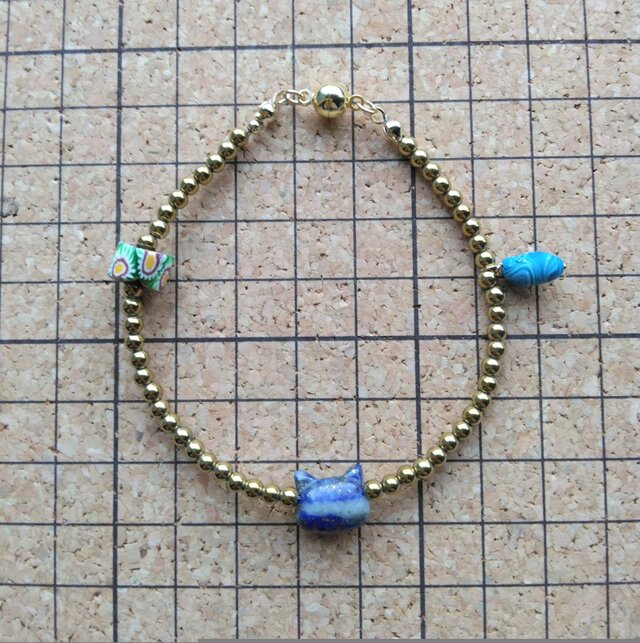 3種のbeads＊ブレスレット」＊ラピスラズリの猫＊トンボ玉＊オリジナル 