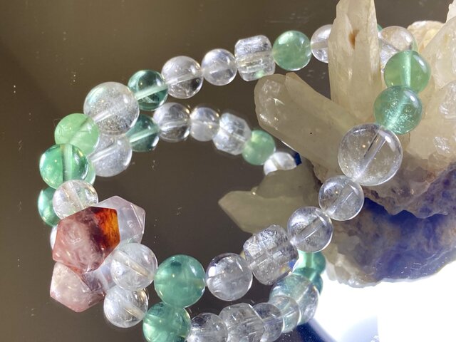 BR7-94 一点物 紅膠花クォーツ 蛍石 フローライト 青緑 白水晶