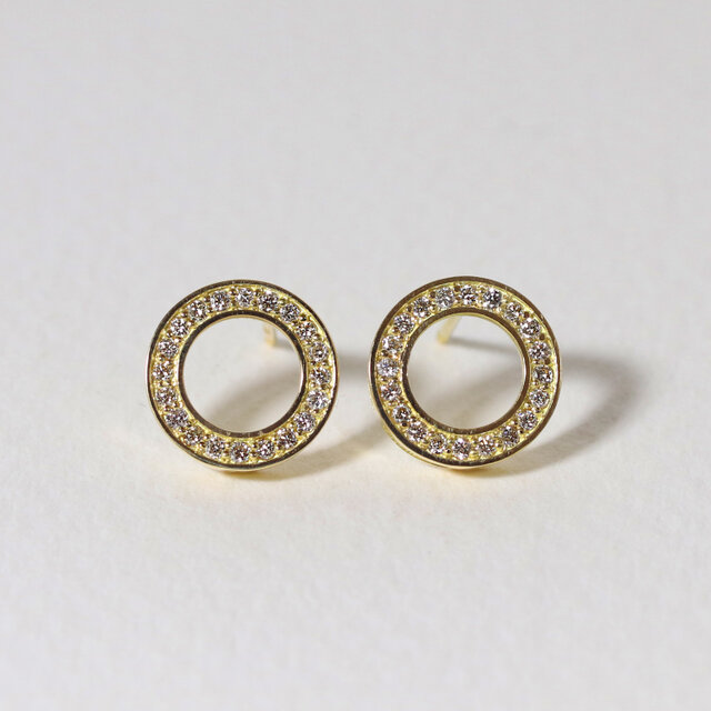 K18 0.20ct サークルダイヤモンドピアス 18金 華やか イエロー