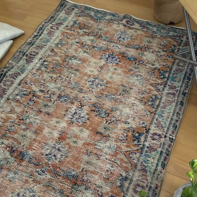 97×206 テラコッタ×ブルー 擦れボタニカル トルコヴィンテージラグ