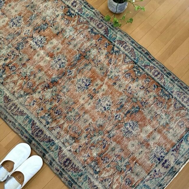 97×206 テラコッタ×ブルー 擦れボタニカル トルコヴィンテージラグ