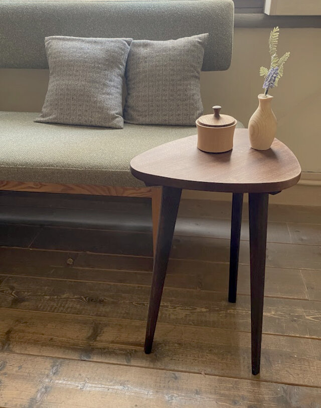 side table ウォールナットの小さなテーブル | iichi 日々の暮らしを