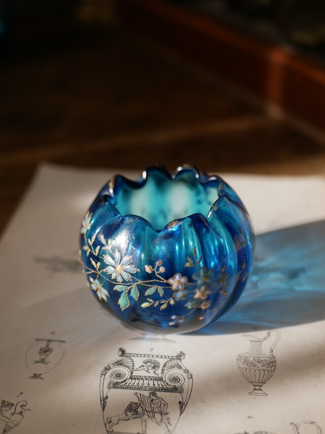 美品 エモードロンウィ JAIPUR エナメルボックス 手描き フランス製 蓋物 ブルーガラスの器 エナメル絵付け エマイユ フランスアンティーク