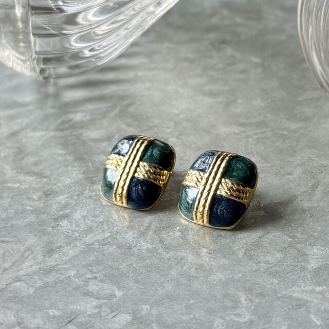 P793-ヴィンテージピアス U.S.A. 1980's Green & Navy Square Check