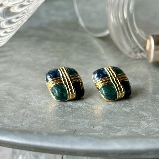P793-ヴィンテージピアス U.S.A. 1980's Green & Navy Square Check