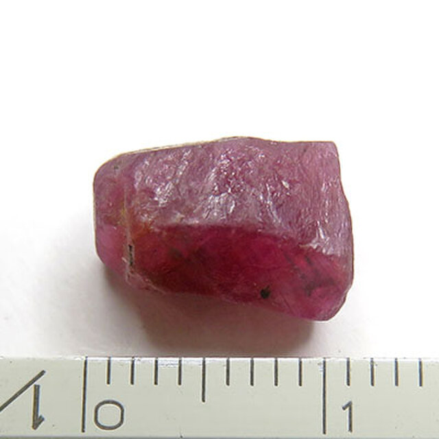 現品限り】ルビー 原石 南インド産 非加熱 7.4ct 結晶 コランダム