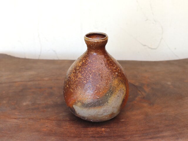 らっきょ 備前焼 徳利 らっきょ徳利 花入れ 酒器 陶芸 共箱付き 備前焼 徳利(木箱付き) t-156 | iichi 日々の暮らしを心地よくする