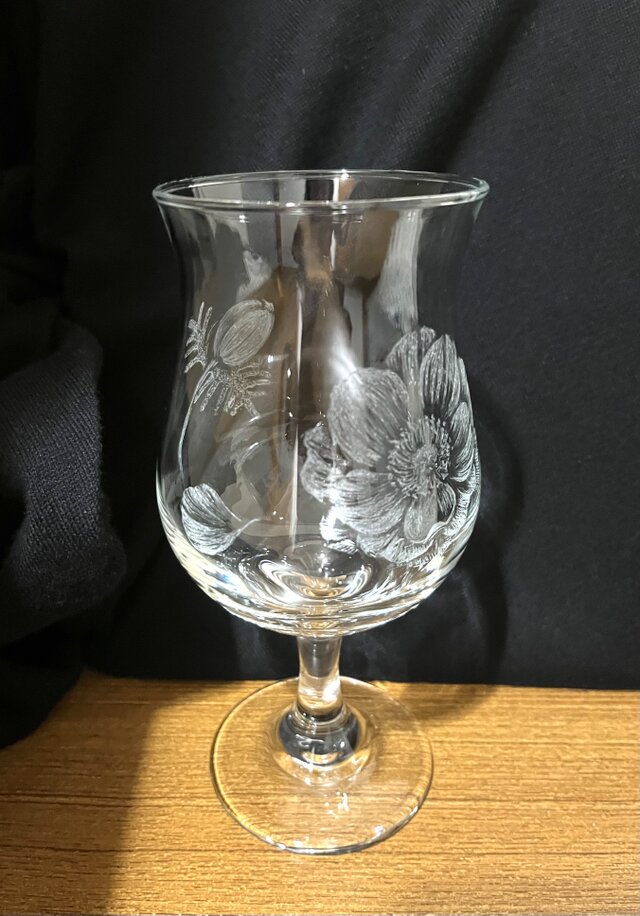 アネモネのグラス〜手彫りガラス〜 | iichi 日々の暮らしを心地よく