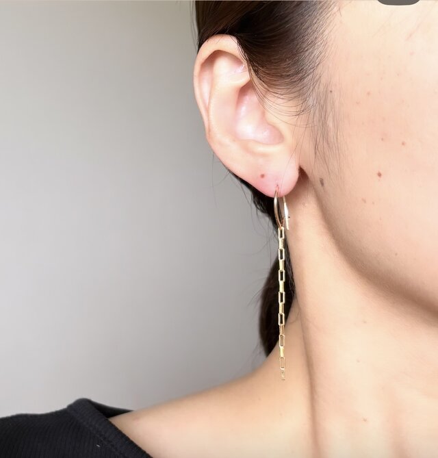 R✴︎H❤️ 14kgfピアス 14kgf hoop box chain アシンメトリー ピアス チェーン フープ | iichi