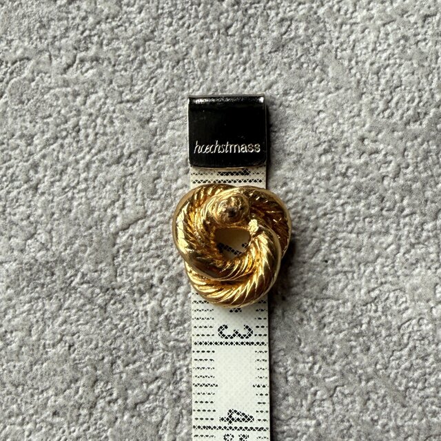PA507-【 AVON 】エイボン・ヴィンテージピアス 1980's Gold Tone Knot