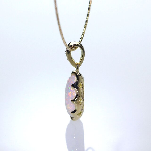 K18YG オパールペンダントトップ 2.363ct & オメガチェーンセット