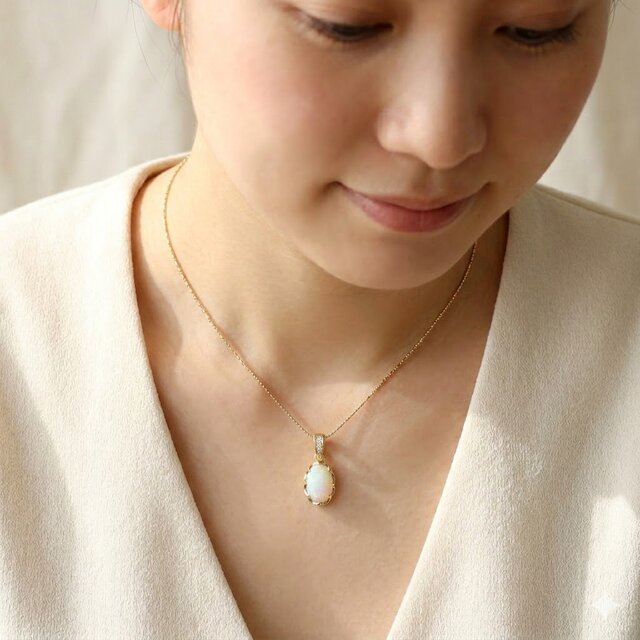 K18YG オパールペンダントトップ 2.363ct & オメガチェーンセット