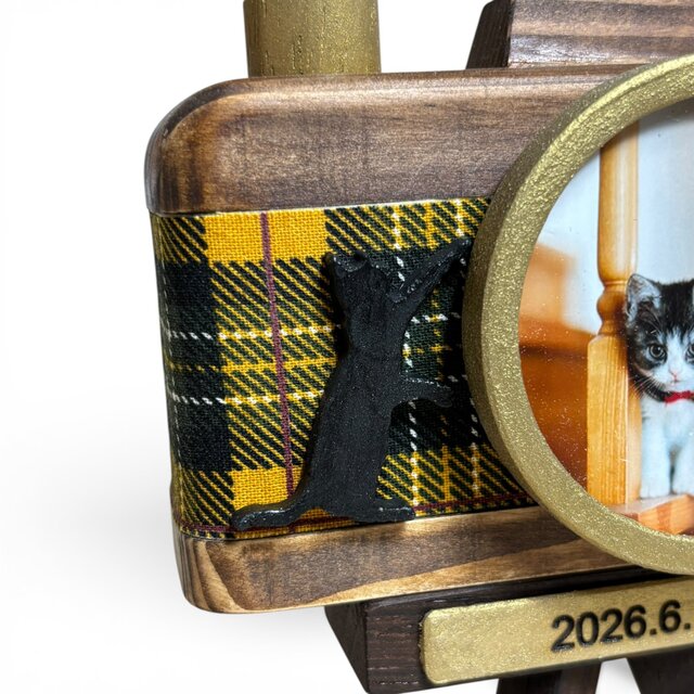 父の日ギフト】写真をセットしてお届け！猫とカメラの木製印鑑スタンド