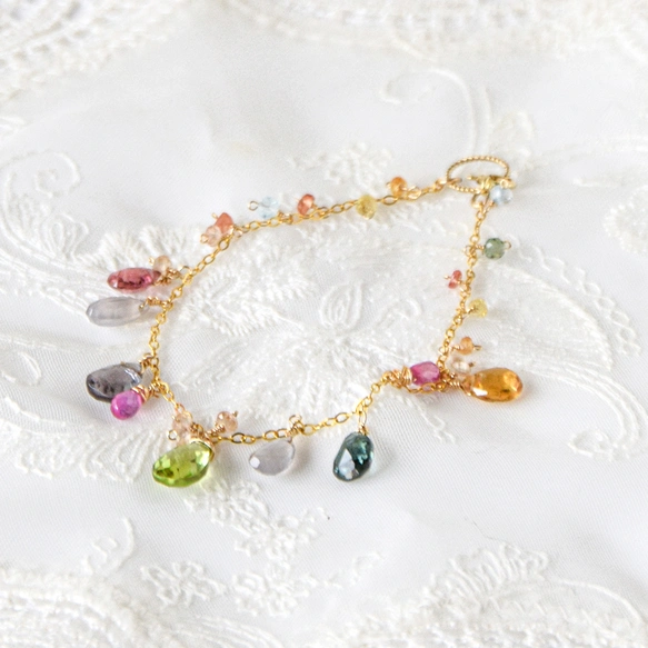 彩りのしずく｜マルチカラートルマリンとサファイアのブレスレット