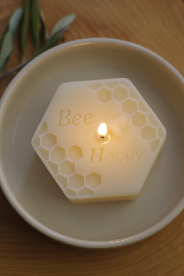 天然蜜蝋のハニカムキャンドル|Bee Happy|ミツバチの恵みを灯す 天然蜜蝋のハニカムキャンドル|Bee Happy|ミツバチの恵みを灯す