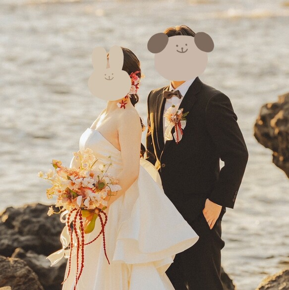 実例写真！ウエディングドレス ベアトップ ふっくら柔らかなバック