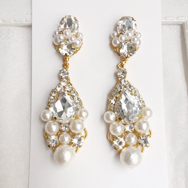 クリスタルビジュー✨＆コットンパールピアス | iichi 日々の暮らしを
