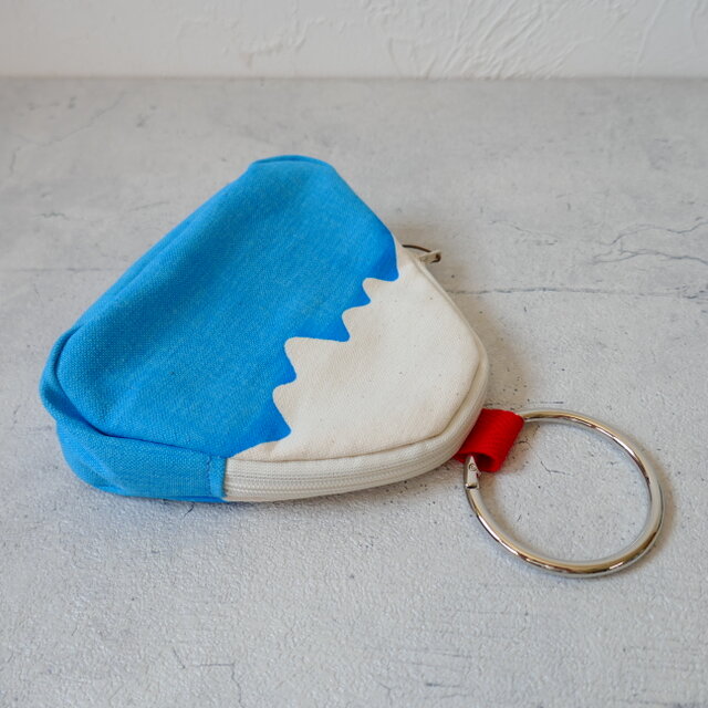 サンダー　水色　ポーチ　ハンドメイド 富士山ポーチ（輪っかのカラビナ付き） | iichi 日々の暮らしを