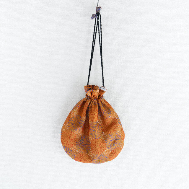 indian embroidery drawstring bag -O- / インドカンタ刺繍 巾着バッグ
