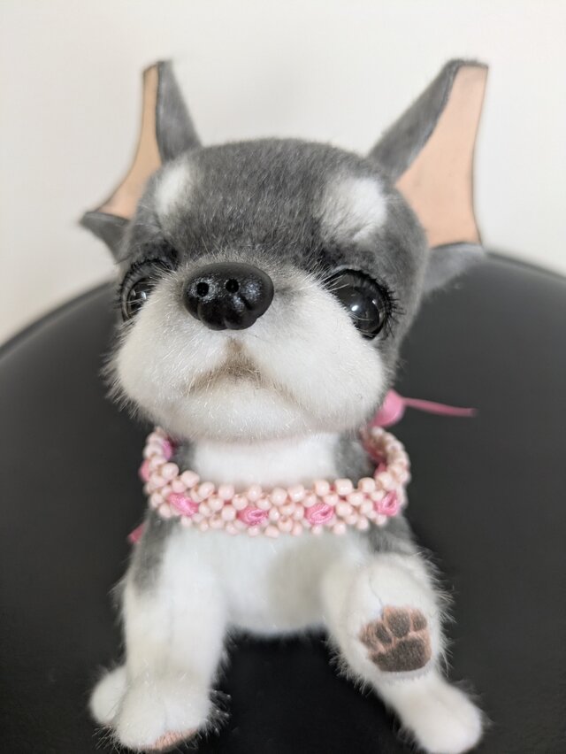 ハンドメイド* ぬいぐるみ*チワワ*白 ぬいぐるみ☆チワワ☆子犬☆白×黒 | iichi 日々の暮らしを心地よくする