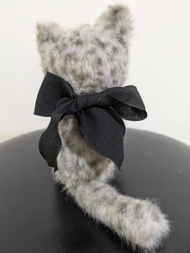 ハンドメイド☆ぬいぐるみ☆くたっと猫ちゃん☆ヒョウ柄☆カーキグレイ