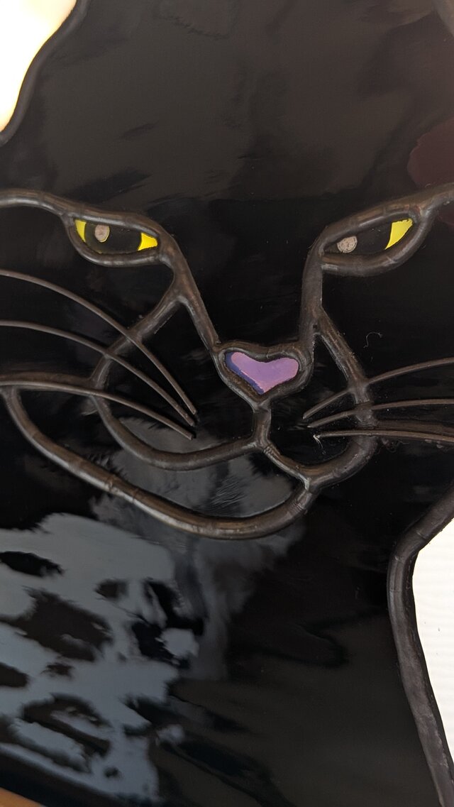 黒猫のステンドグラス | iichi 日々の暮らしを心地よくする
