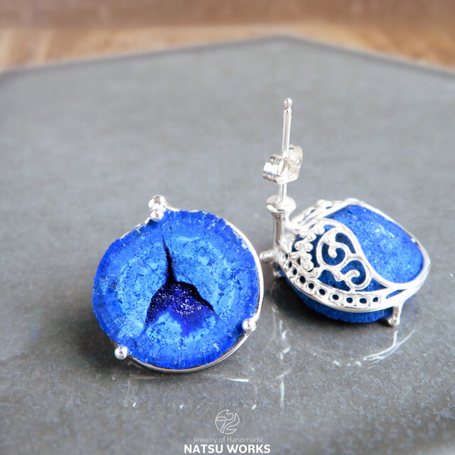 アズライト ジオード ピアス / Azurite Geode earring 077 | iichi