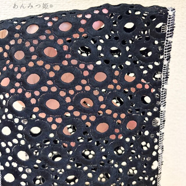 綿の刺繍半衿 黒サークル | iichi 日々の暮らしを心地よくする