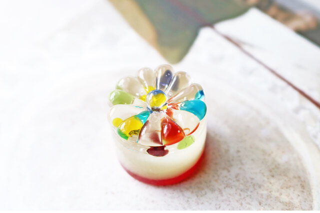 宝石箱みたいなガラスの透明ケーキ☆ガラスのミニチュア洋菓子店