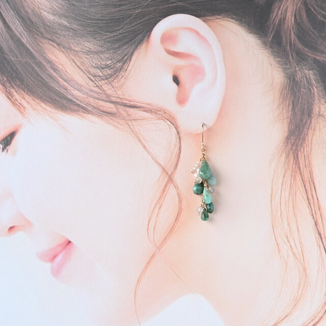 エメラルドの房ピアス・イヤリング変更可・14kgf | iichi 日々の暮らし