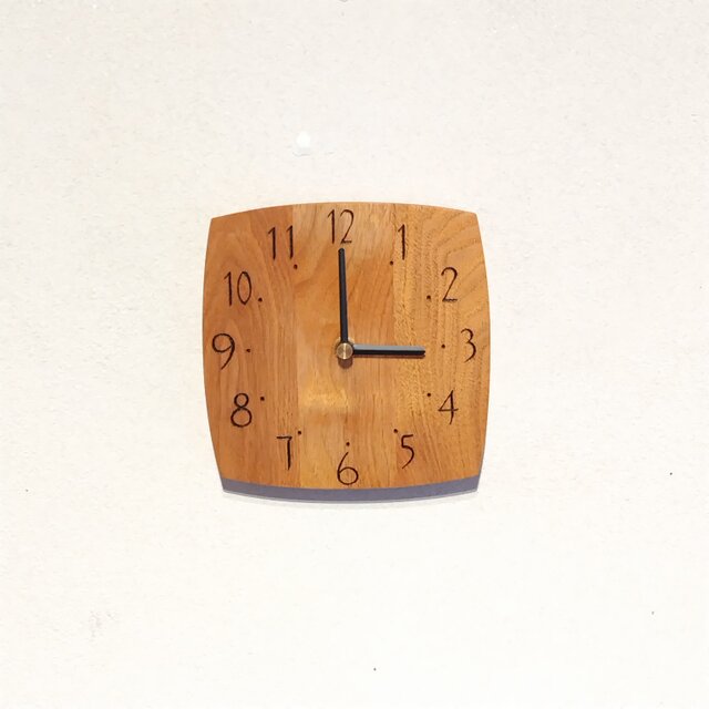 掛け・置き兼用 時計 15×15cm 【 現品・ギフト対応 】 ～クルミ・木目