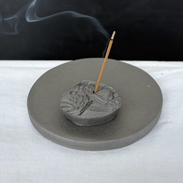 いぶし銀鯛香立てセット | iichi 日々の暮らしを心地よくする