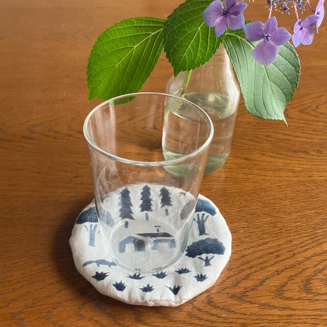 【未使用】青雲染 蓮の花 藍染テーブルランナー+コースターセット 藍錠染めコースター 山の中の一軒家 | iichi 日々の暮らしを心地よく