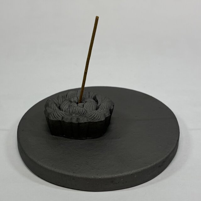 いぶし銀牡丹香立てセット | iichi 日々の暮らしを心地よくする
