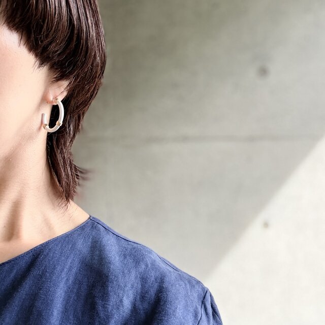 PM71-【 Monet 】モネ・ヴィンテージピアス 1980's White x Gold