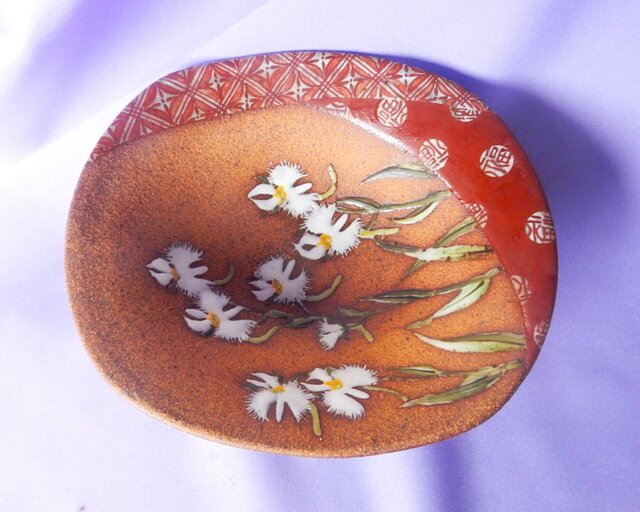 万古赤絵釉描彩鷺草図盛器 | iichi 日々の暮らしを心地よくする