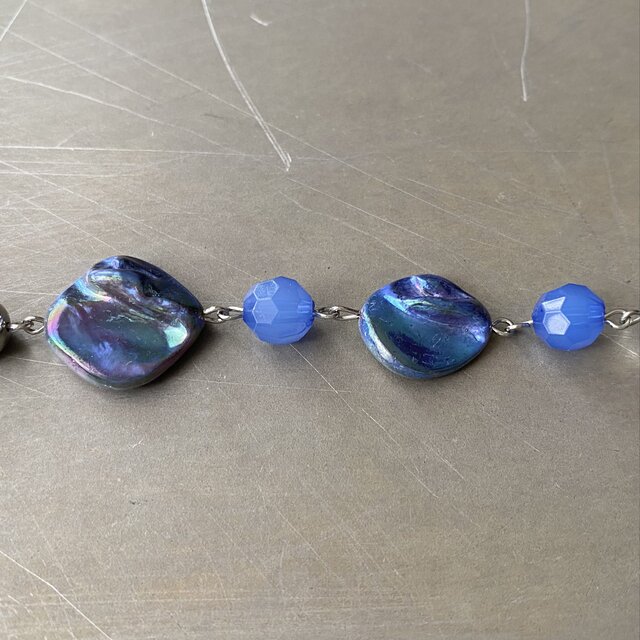 Vintage 90s-00s USA retro aurora blue shell beads bracelet | iichi